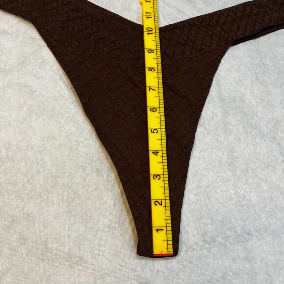 SKIMS Mesh Logo Thong Mid Rise Cocoa Brown Logo Print 3X - Picture 5 of 8